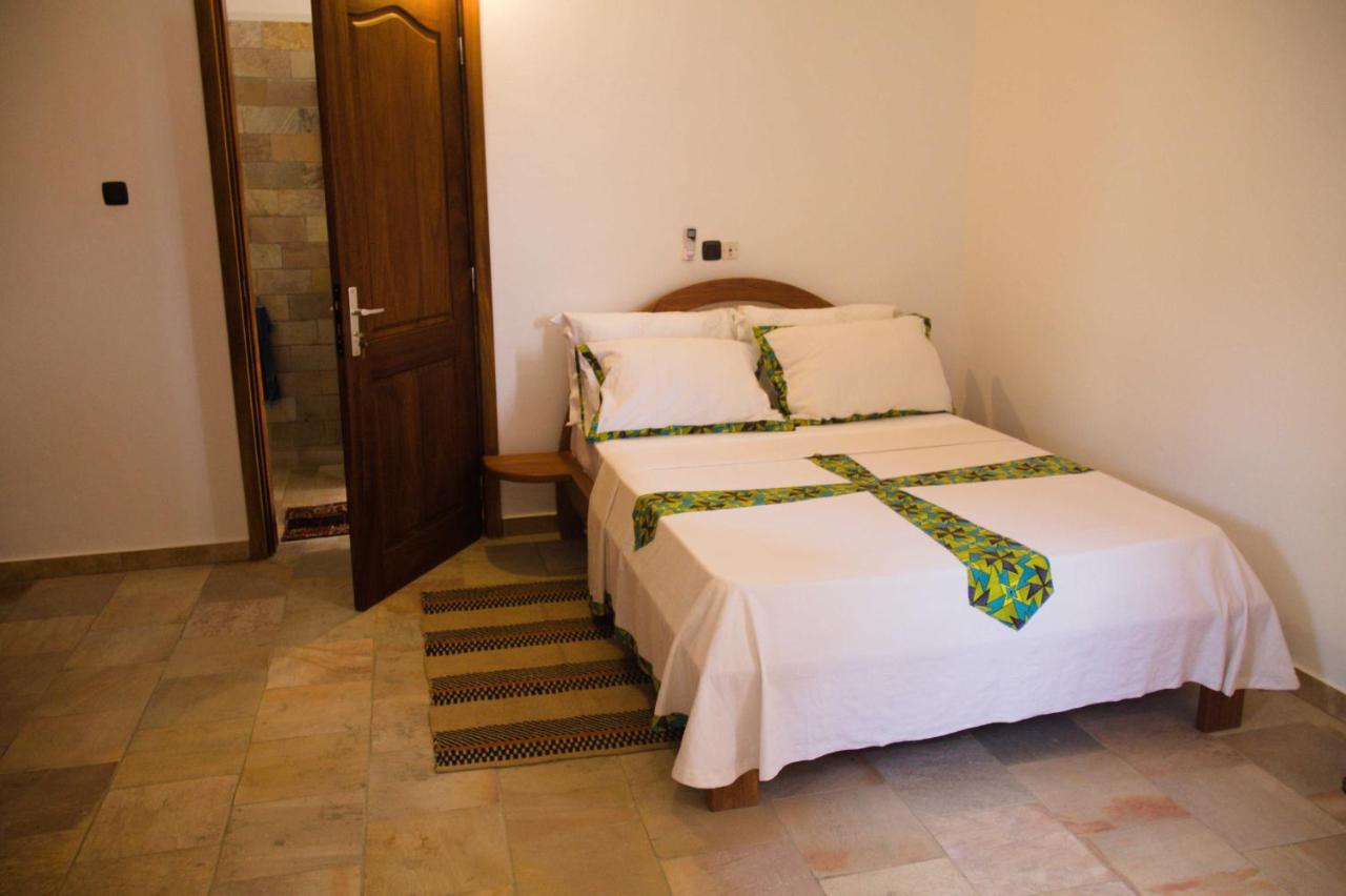 Hotel Otsunami Lomé Eksteriør bilde
